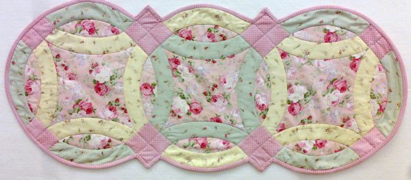 Double Wedding Ring Patchwork Pattern